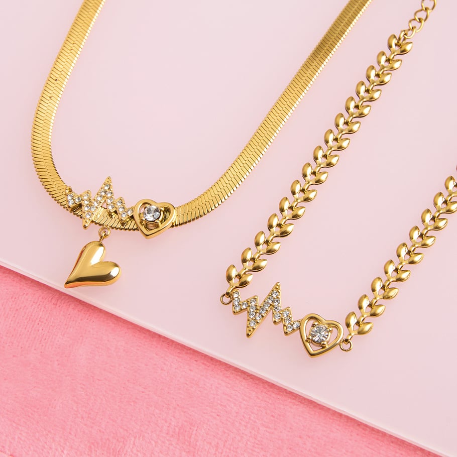 Conjunto de joyería para mujer de acero inoxidable color dorado con forma de corazón de 1 pieza Imagen5