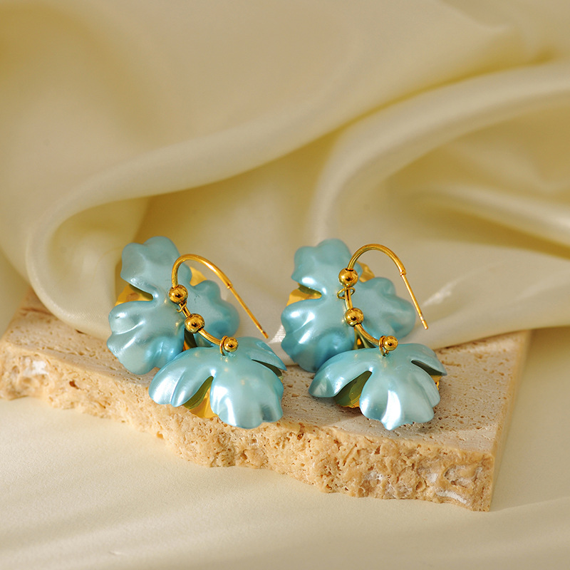 1 paio di orecchini pendenti in acciaio inossidabile color oro con fiori retrò della serie romantica Immagine4