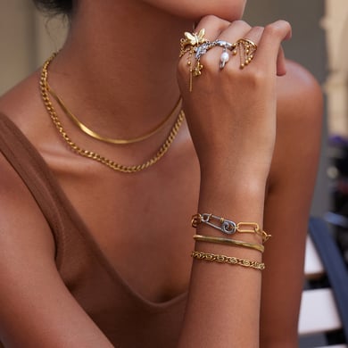 Anillos llamativos de acero inoxidable en color dorado con borlas modernas de 1 pieza h5 Imagen3