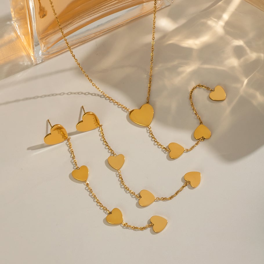 1 Paar einfache Herz-Edelstahl-Goldfarben-Damenketten Bild3