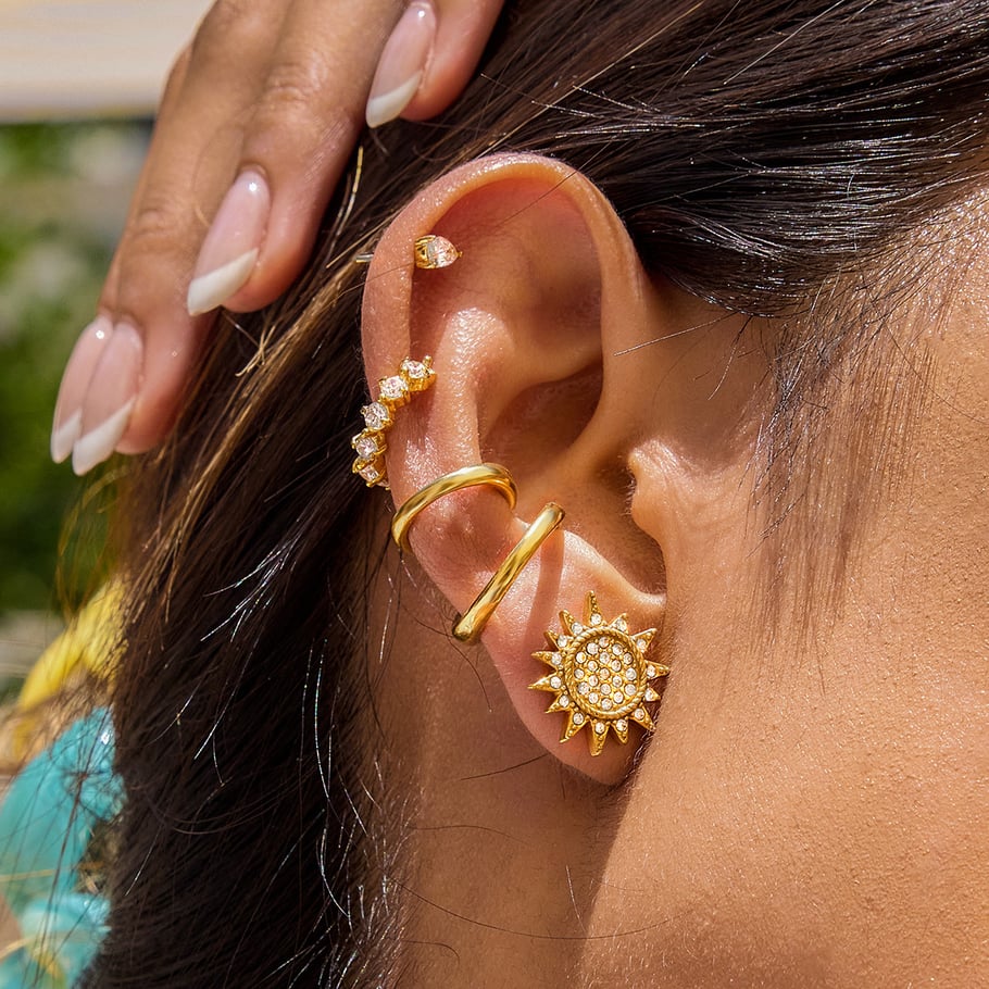 1 Pair Delicate Sun&Moon Stainless Steel Gold Color Women's Stud Earrings Picture3