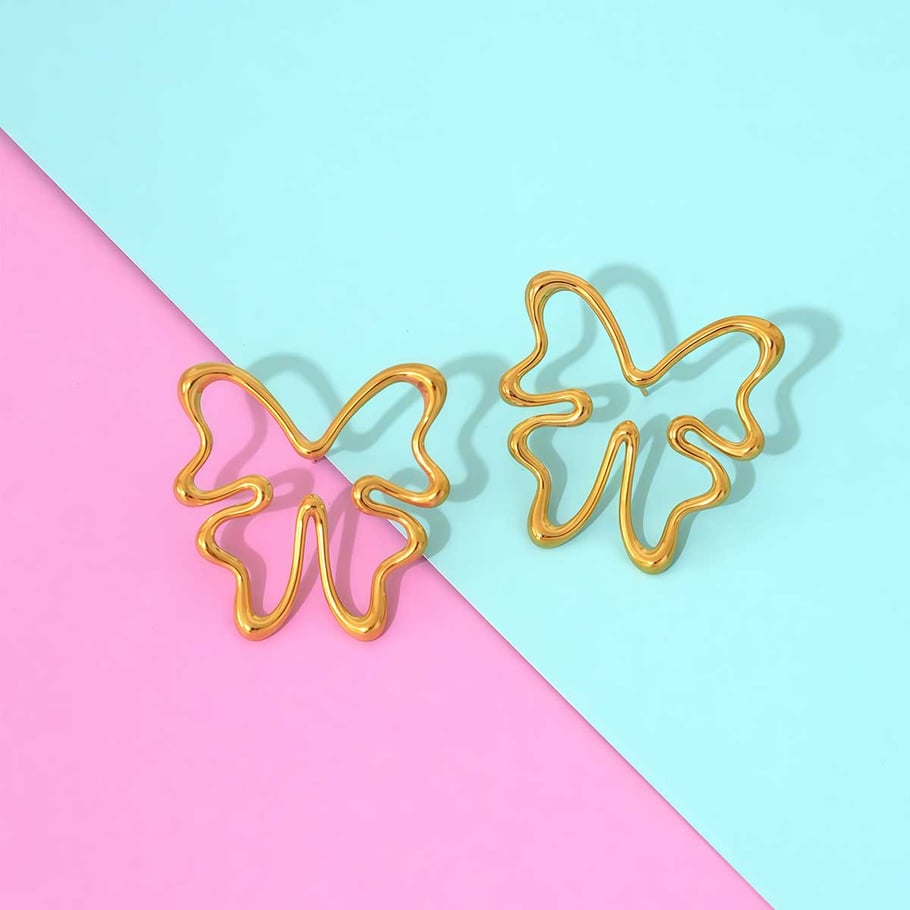 1 paio di orecchini a bottone da donna in acciaio inossidabile color oro con farfalla naturale Immagine5