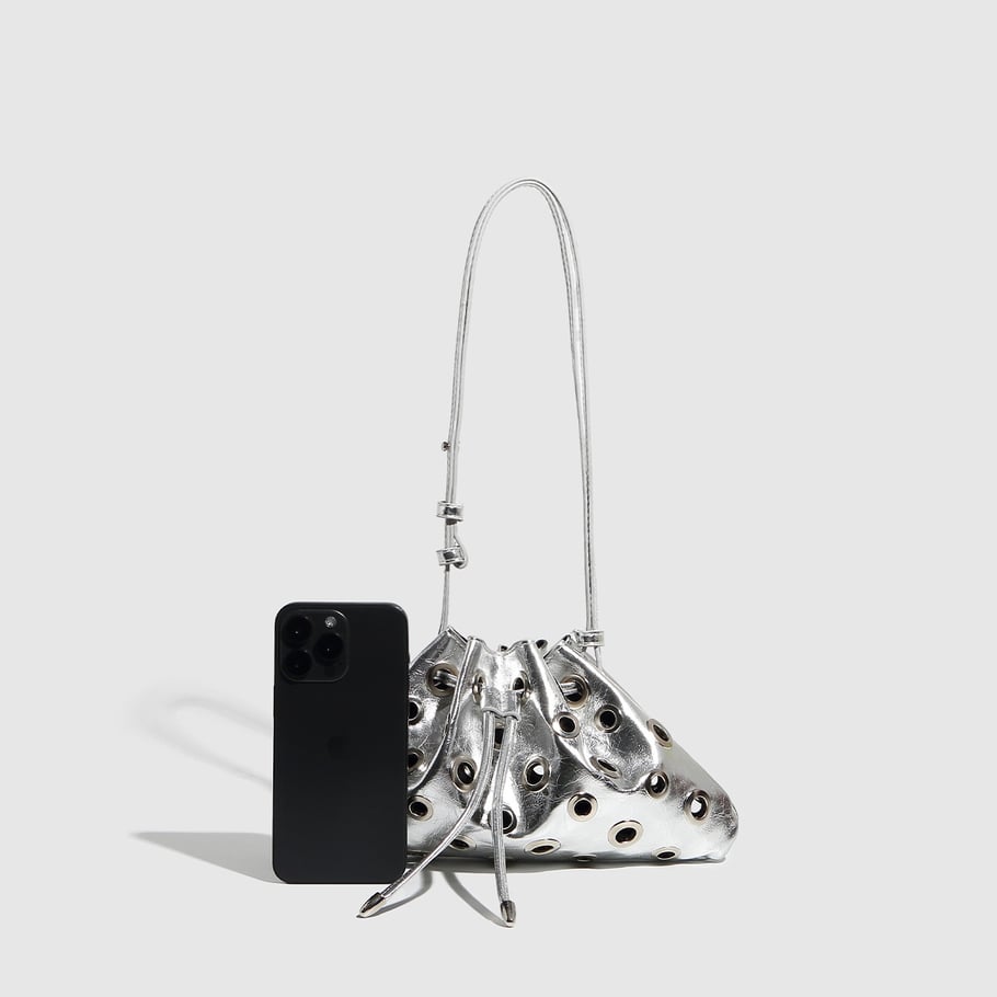 Bolso de hombro de PU con remaches clásicos de serie lujosa para mujer, 1 pieza Imagen4