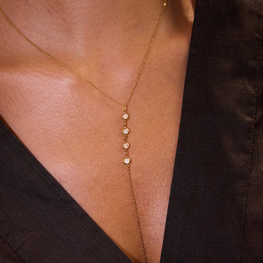 1 collar con colgante de acero inoxidable dorado con borlas delicadas para mujer Imagen4