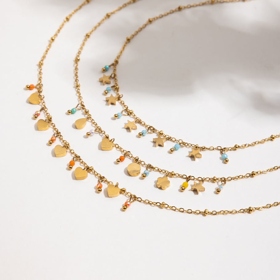 Collier avec pendentif en forme de cœur délicat et mignon en acier inoxydable couleur or pour femme Image2