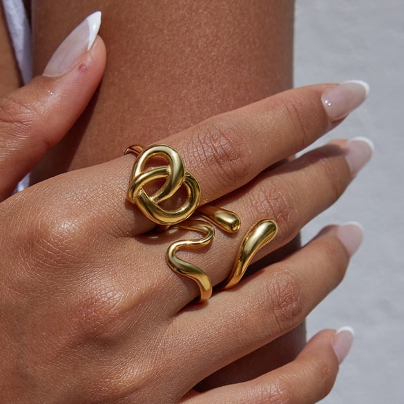 1 Piece Romantic Pretzel Shape Stainless Steel Gold Color Statement Rings 2