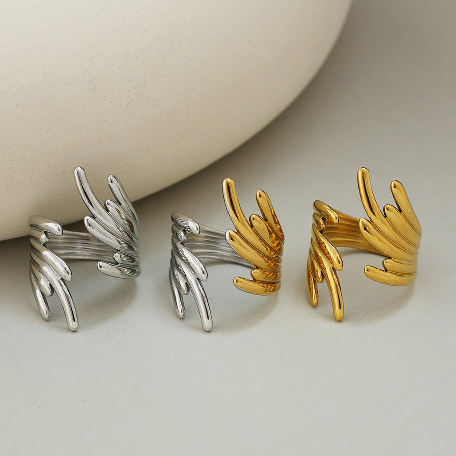 Anillos llamativos de acero inoxidable dorado con alas casuales de 1 pieza Imagen8