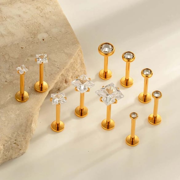 1 Adet Dikdörtgen Titanyum Alaşımlı Altın Renkli Zirkonyum Piercing Küpe