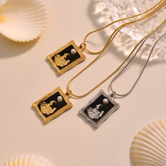 1 Piece Retro Rectangle Stainless Steel Gold Color Women's Layered Necklaces 2
