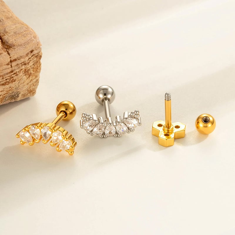 1 Piece Moon Copper Gold Color Zircon Piercing Earring Picture3