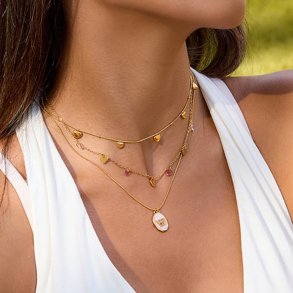 1 collar con colgante de mariposa de acero inoxidable dorado para mujer 2