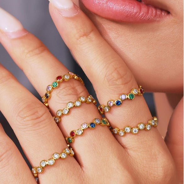 1 Piece Exquisite Circle Stainless Steel Gold Color Zircon Women's Gemstone Rings