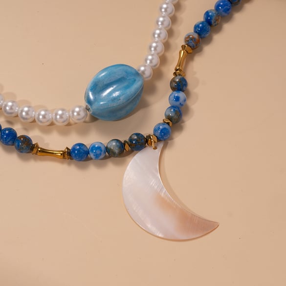 1 Piece Romantic Series Moon Natural Stones Women's Beaded Necklaces