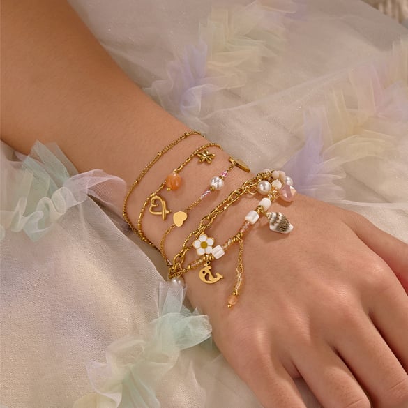 1 Piece Romantic Stainless Steel Gold Color Charm Bracelet