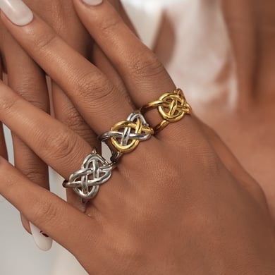 Anillos llamativos de acero inoxidable tejido informal en color dorado de 1 pieza h5 Imagen7