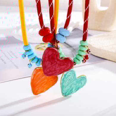 1 pezzo di collana con ciondolo a forma di cuore in smalto gocciolante in acciaio inossidabile color oro da donna h5 Immagine4