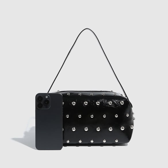 1 Piece Simple  Hip-Pop/Rock Solid Color Rivet PU Women's Handbags 2