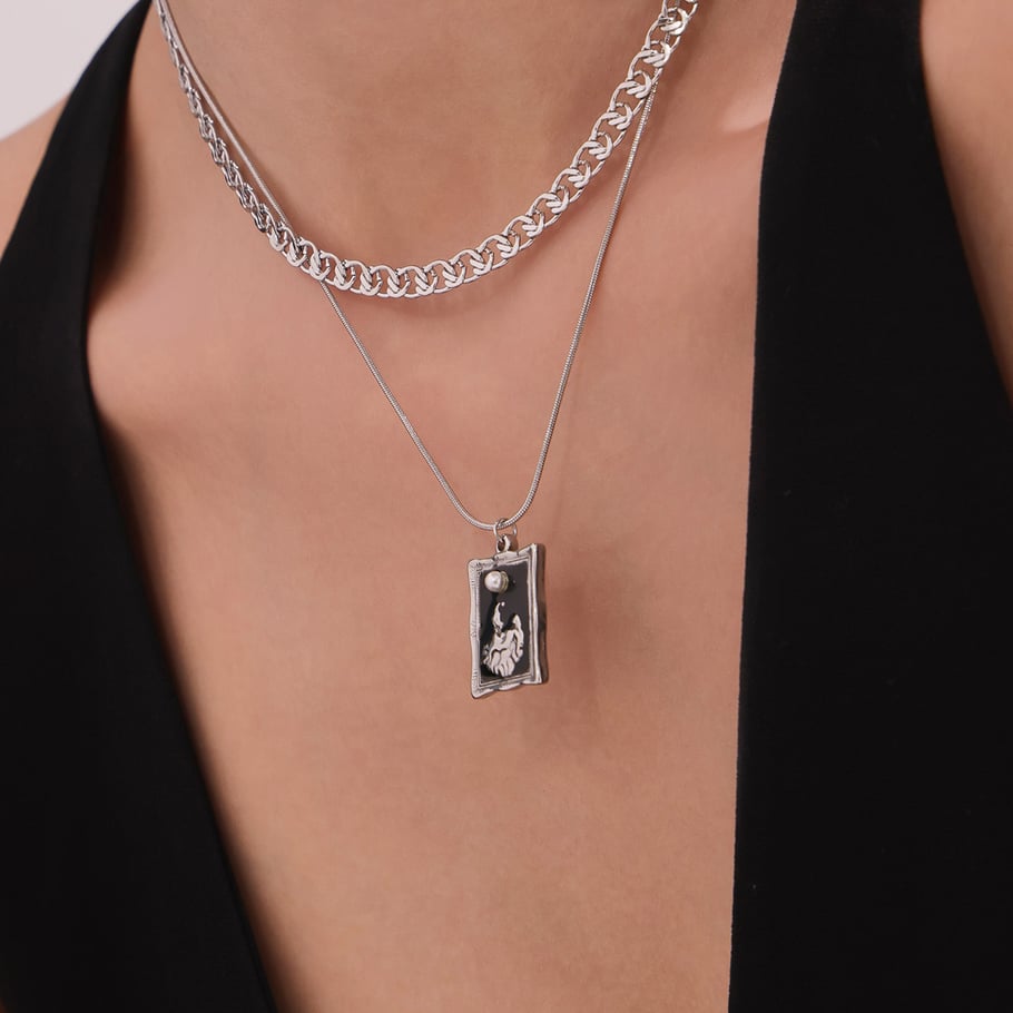 Collana a strati da donna in acciaio inossidabile color oro, 1 pezzo, con forma rettangolare retrò Immagine5