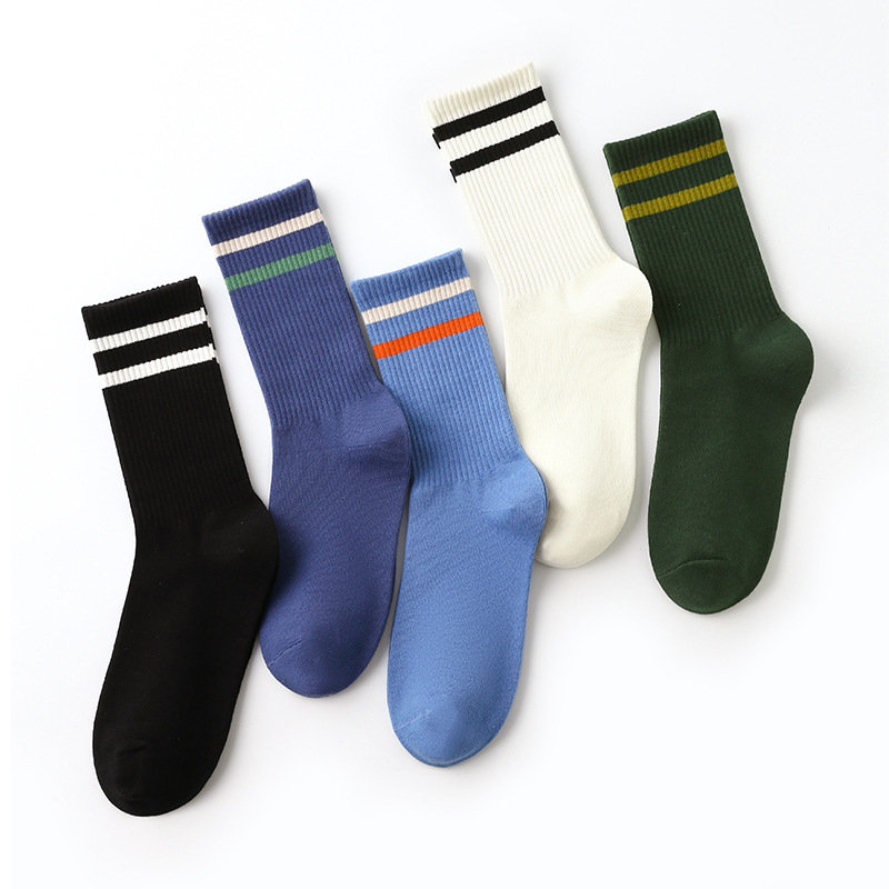 1 Paar gestreifte Sport-Baumwollsocken bis zur Mitte der Wade Bild3