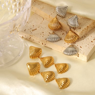 1 Paar einfache tägliche Muschel-Ohrstecker aus Edelstahl in Goldfarbe für Damen h5 Bild4