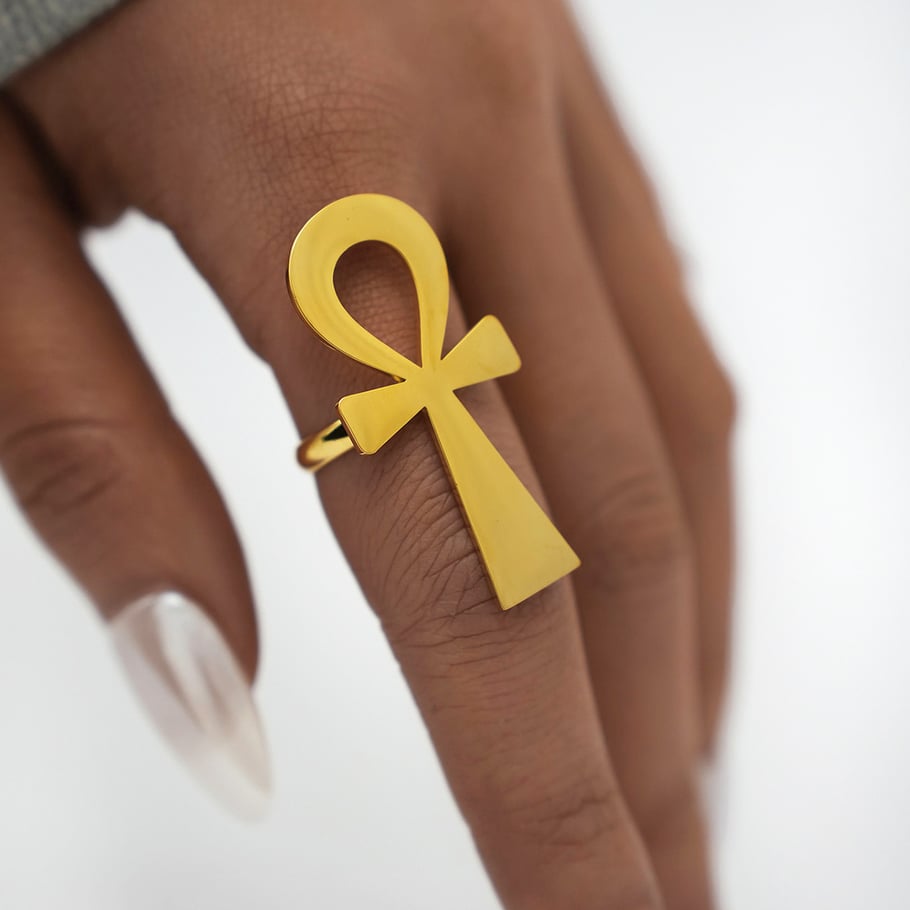 Anillos llamativos de acero inoxidable en color dorado con forma de cruz, sencillos e informales, de 1 pieza Imagen3