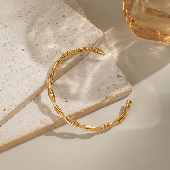 1 stuk Simple Series Casual Twist roestvrij staal goudkleurige damesarmbanden 2