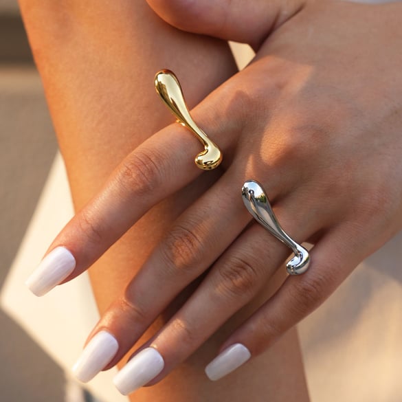 1 Stück einfache, unregelmäßig geformte Statement-Ringe aus Edelstahl in Goldfarbe 2
