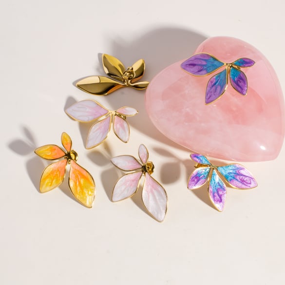 1 Pair Romantic Series Sweet Flower Stainless Steel Women's Stud Earrings