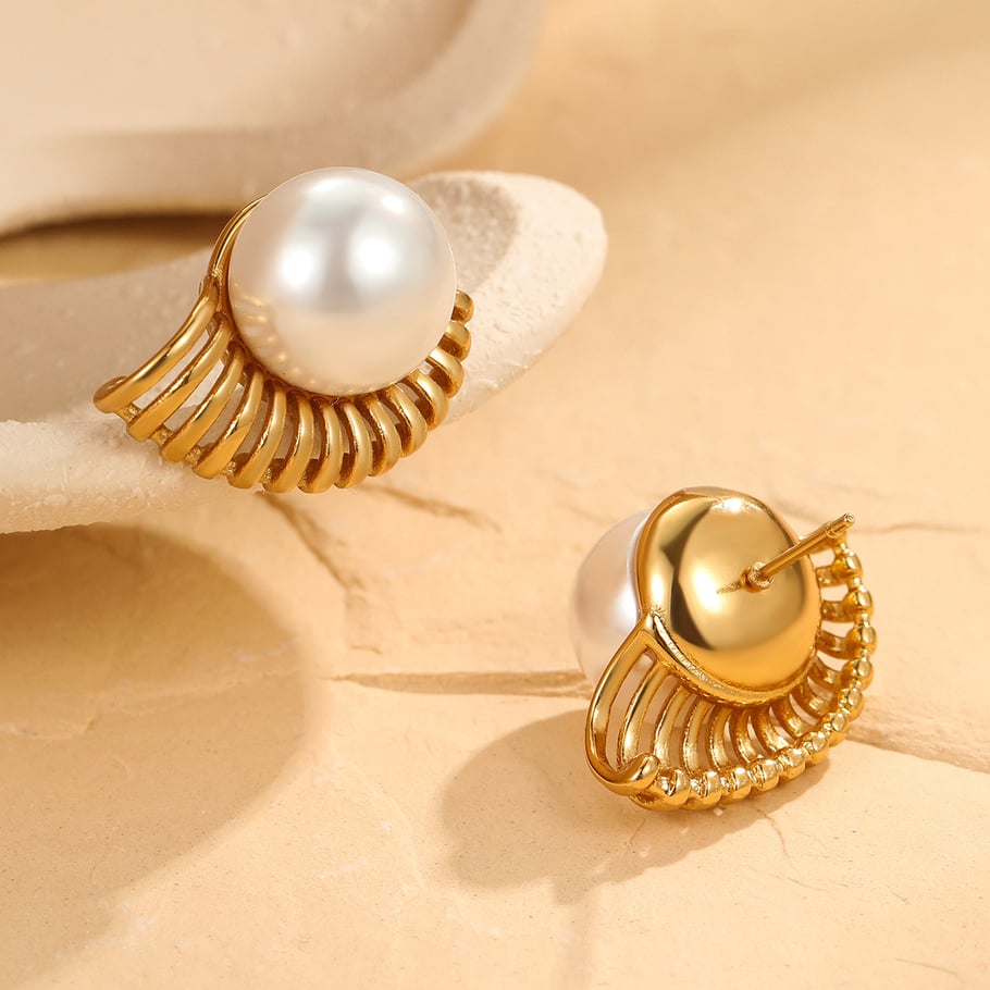 1 Pair Elegant Stainless Steel Gold Color Artificial Pearl Stud Earrings Picture2