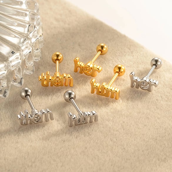 1 Adet Harfli Bakır Altın Rengi Zirkonyum Piercing Küpe 2