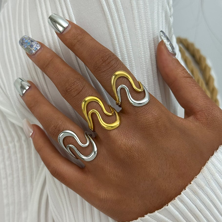 Anillos llamativos de acero inoxidable en color dorado con forma irregular simple de 1 pieza Imagen2