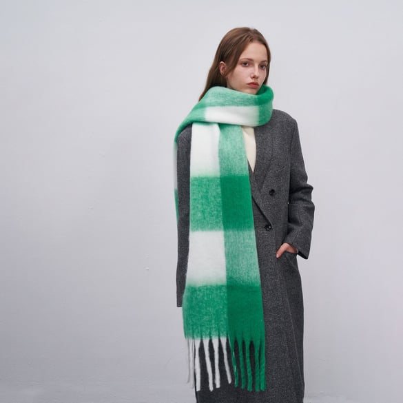 1 Piece Simple Series Classic Plaid Polyester Women's Winter Scarves 2