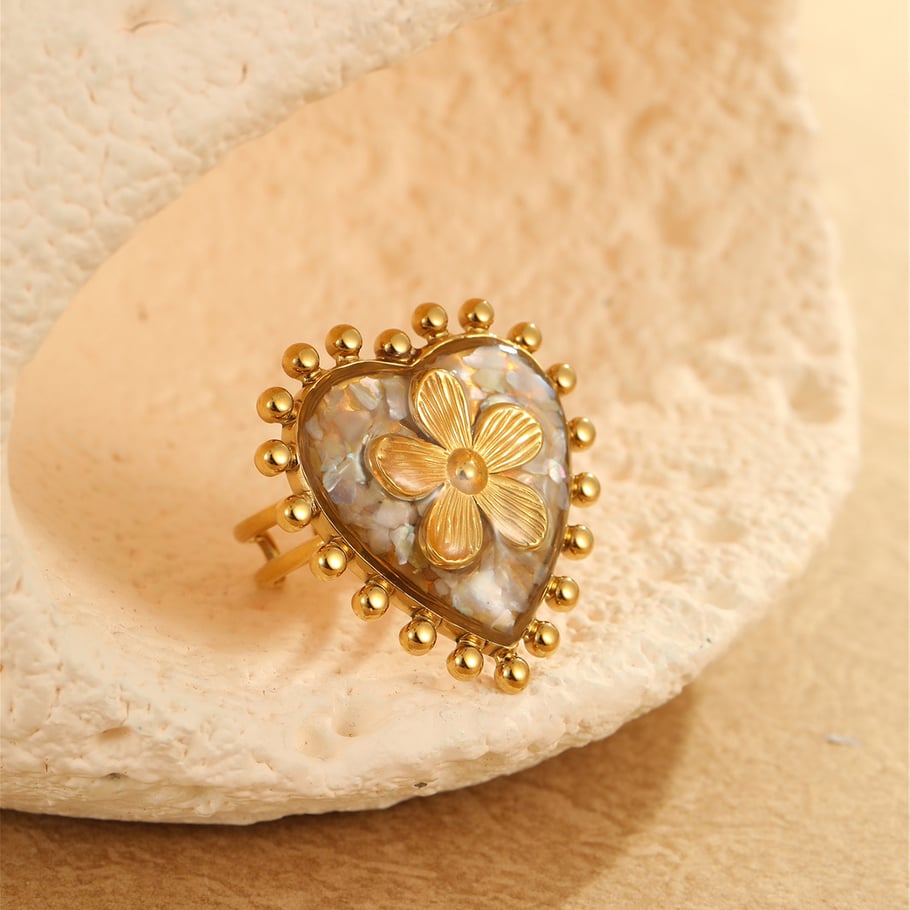 1 Piece Heart Stainless Steel Gold Color Statement Ring Picture4