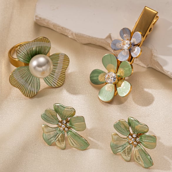 1 Piece Retro Flower Stainless Steel Hair Clip 2