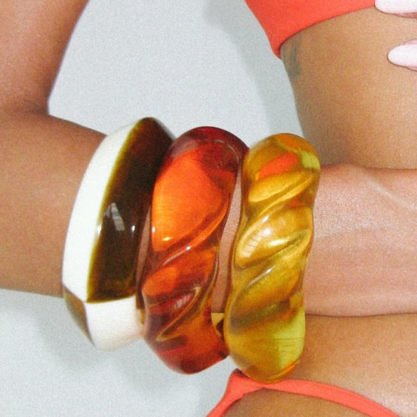1 Parça Lüks Seri Retro Tek Renk Karışık Renkli Reçine Kadın Bilezikleri