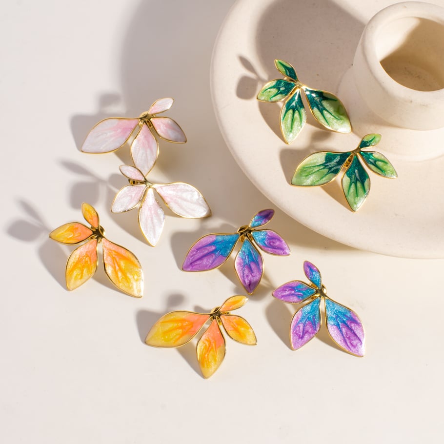 1 Pair Romantic Series Sweet Flower Stainless Steel Women's Stud Earrings Picture3