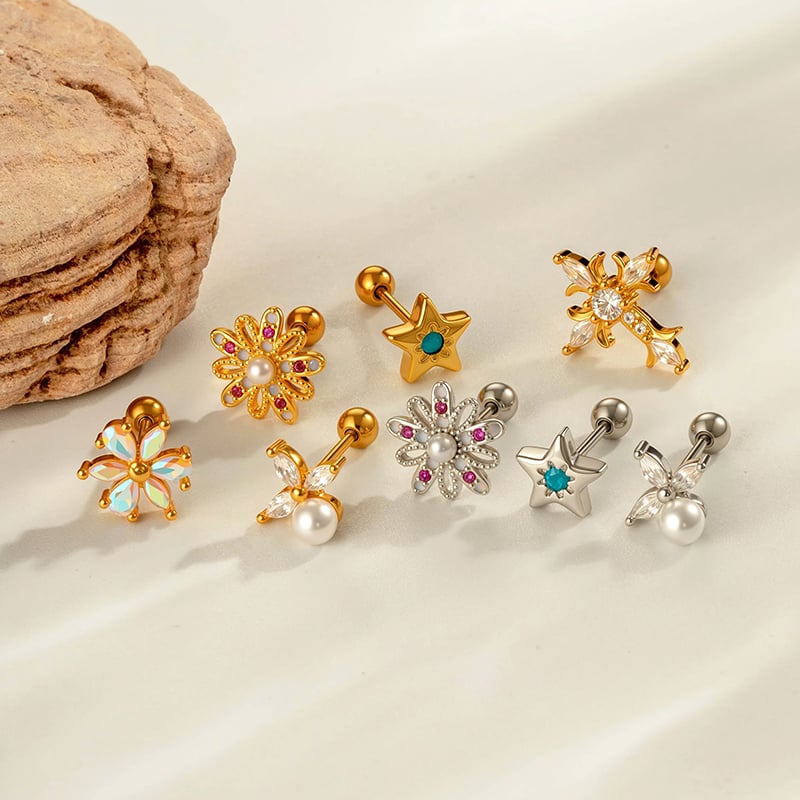 1 pieza de pendientes de perforación intrincados de cobre dorado con circonitas para mujer Imagen4