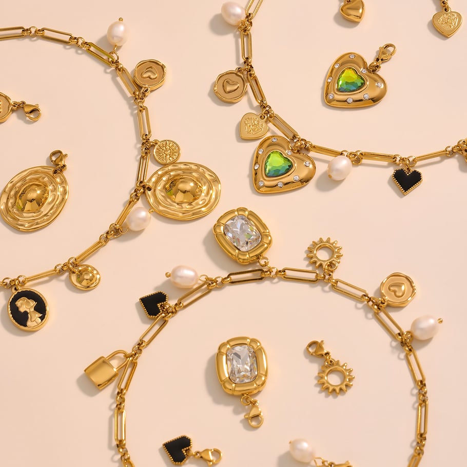 1 pezzo di collana con ciondolo a forma di cuore in zircone di lusso in acciaio inossidabile color oro da donna Immagine4
