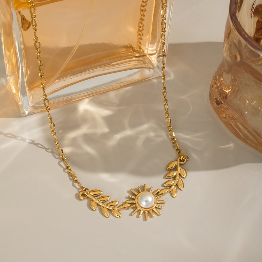 1 pezzo di collana con ciondolo a forma di sole in acciaio inossidabile, elegante e lussuoso, da donna Immagine3