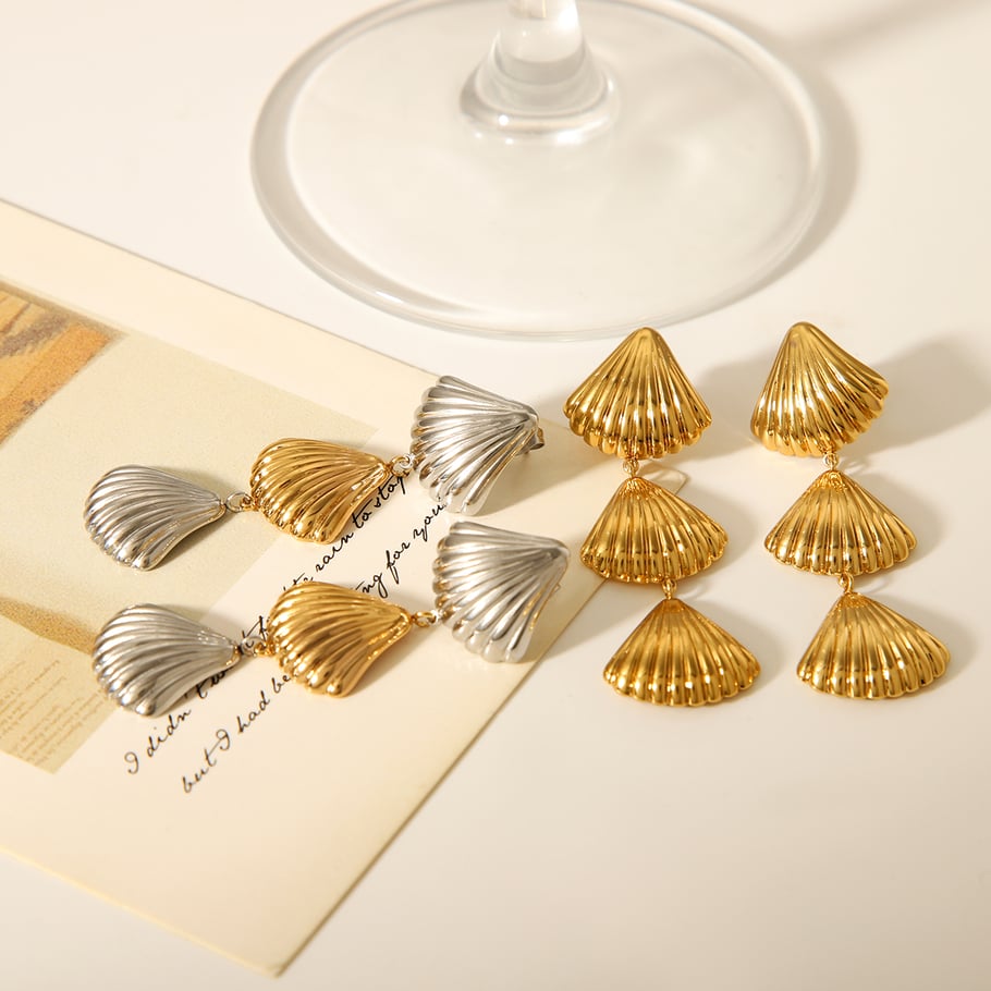 1 Paar einfache tägliche Muschel-Ohrstecker aus Edelstahl in Goldfarbe für Damen Bild6