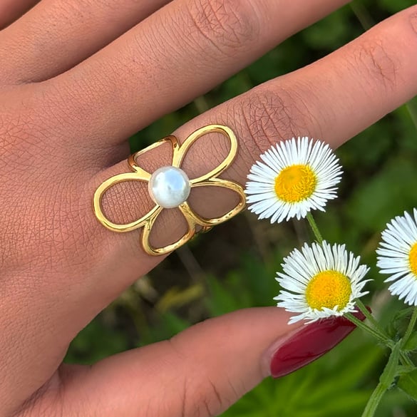1 Stück einfache, elegante Statement-Ringe aus Edelstahl mit Blumenmuster in Goldfarbe 2