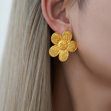 1 par de pendientes sencillos de acero inoxidable dorados con diseño de flores para mujer h5 Imagen5