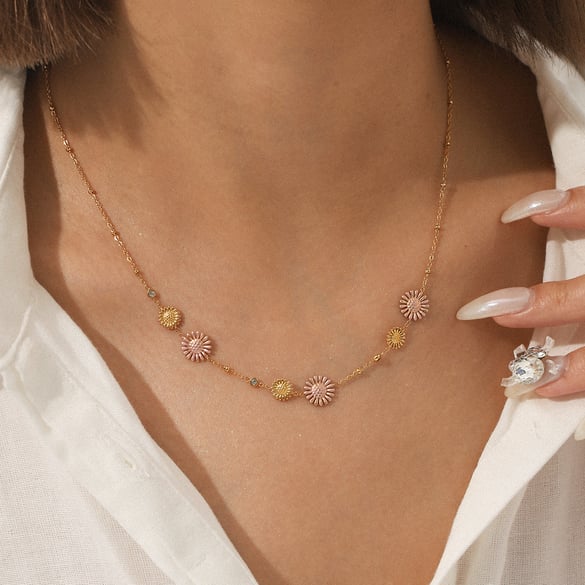 1 Piece  Daily Flower Stainless Steel  Women's Chain Necklaces