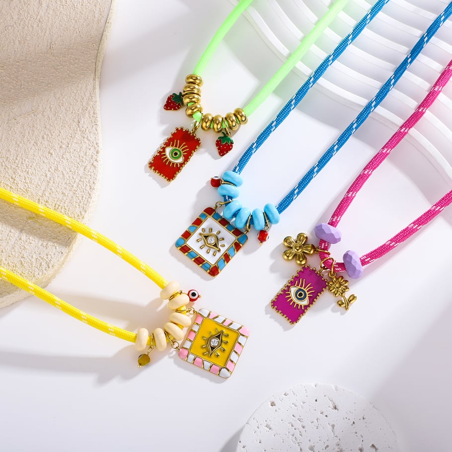 Collana con ciondolo da donna in acciaio inossidabile color oro con occhio del diavolo retrò, 1 pezzo Immagine3