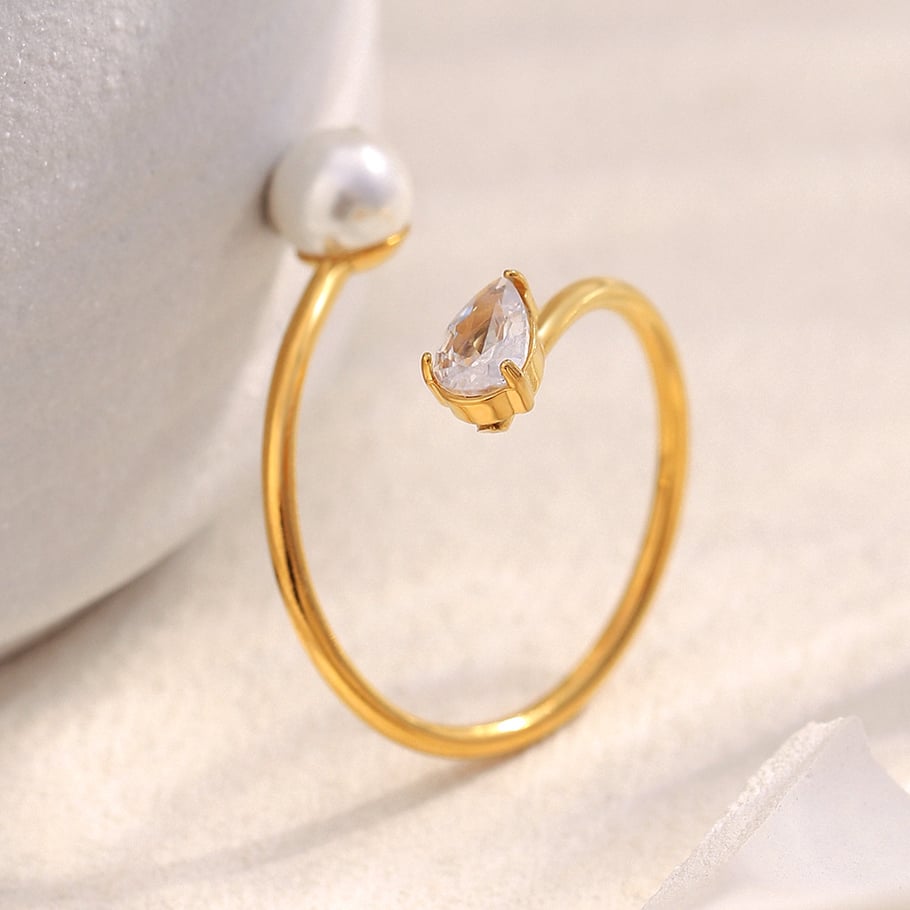 1 Piece Elegant Twist Stainless Steel Gold Color Minimalist Rings Picture5