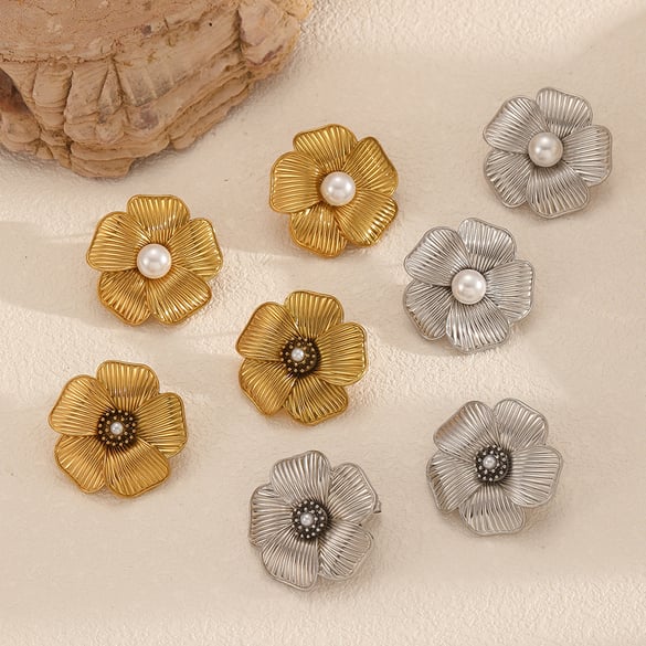 1 paire de boucles d&#39;oreilles à tige en acier inoxydable couleur or avec motif floral