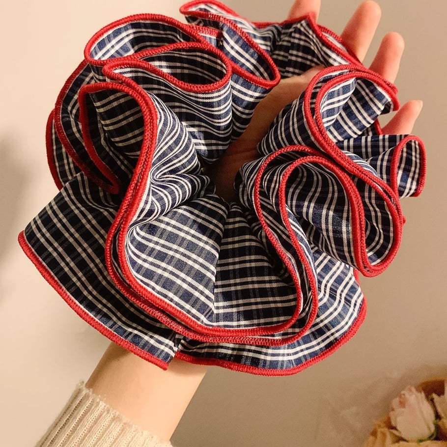 1 stuk romantische high-end retro marineblauwe geruite scrunchies voor dames Afbeelding3