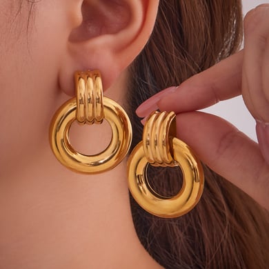 1 Paar moderne rechteckige Tropfenohrringe aus Edelstahl in Goldfarbe für Damen h5 Bild2