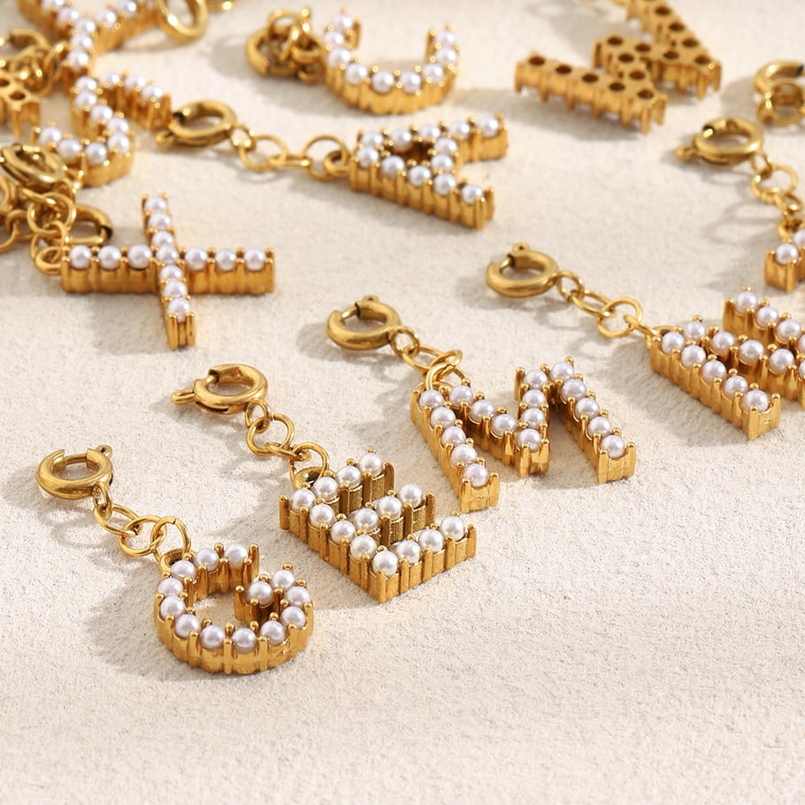 1 Piece Exquisite Letter Stainless Steel Gold Color Women's Pendants Picture3