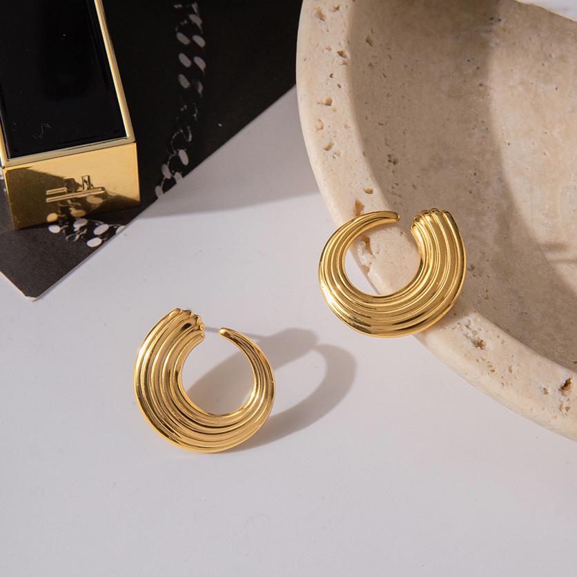 1 par de pendientes de botón de acero inoxidable de color dorado con forma de círculo simple para mujer Imagen5